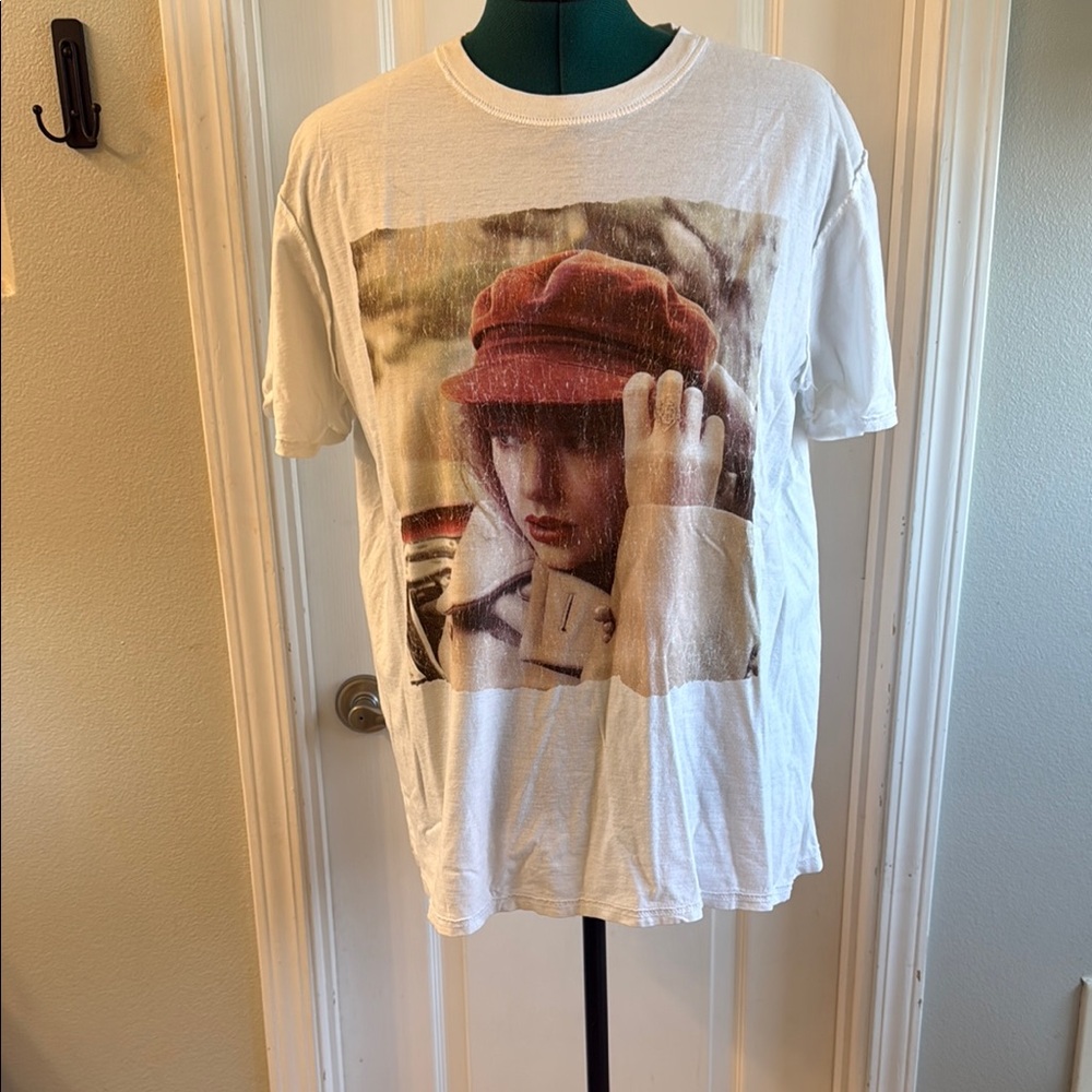 Taylor Swift Red TV Shirt